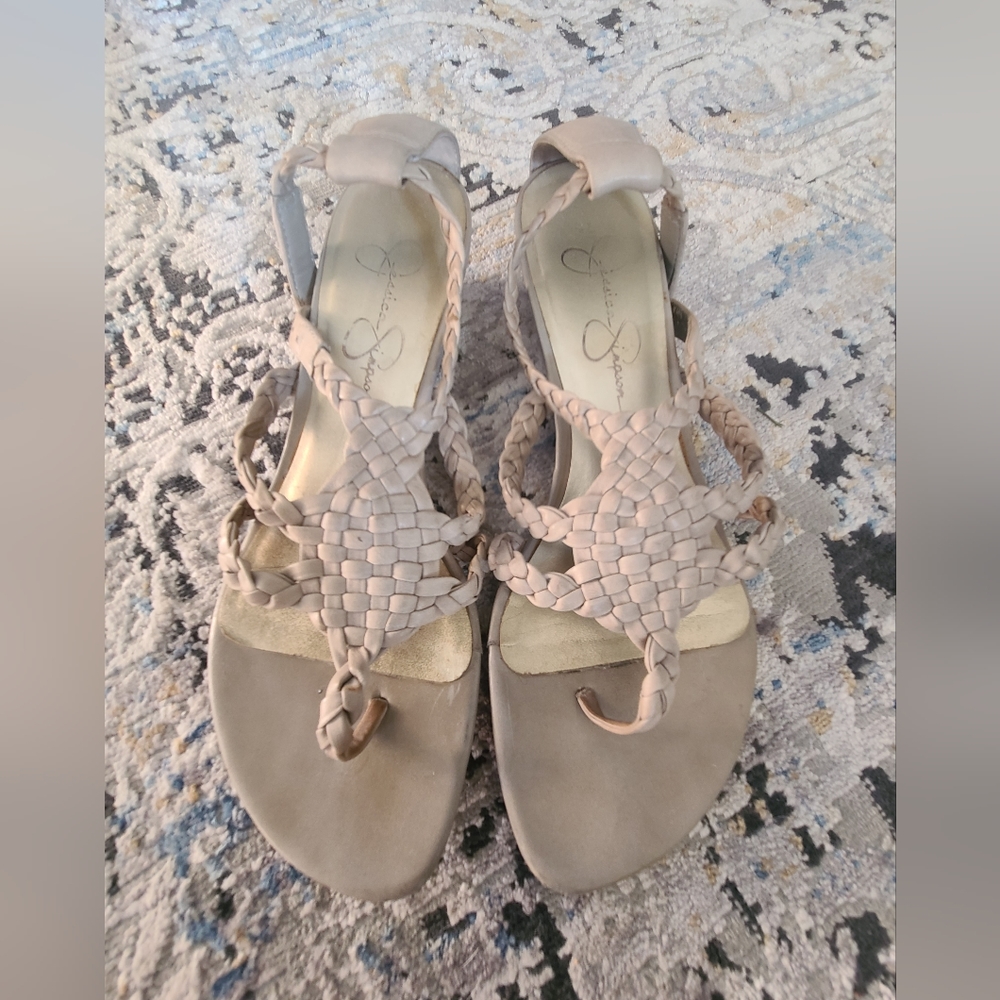 Jessica Simpson Taupe colored sandals in size 6.